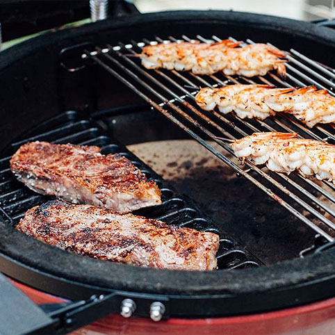 Решетка полукруглая стальная для гриля Kamado Joe Big