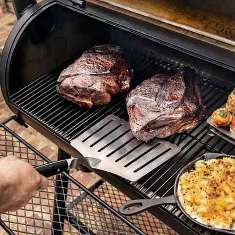 Лопатка Oklahoma Joe's Blacksmith широкая