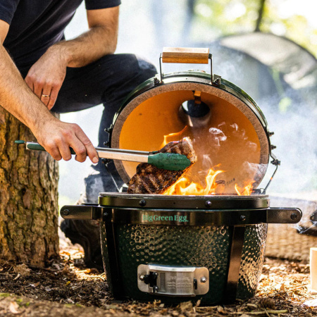 Угольный гриль керамический Big Green Egg MiniMax, решетка 33 см